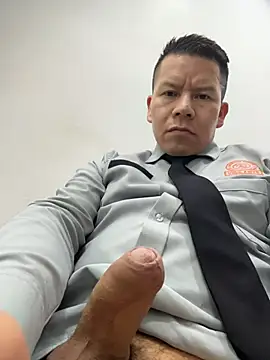 Manu0586 online show from 11/09/25, 02:48