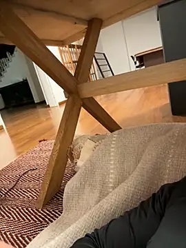 Manu0586 online show from 12/04/25, 07:29