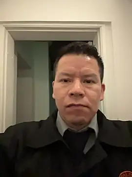 Manu0586 online show from 11/21/25, 12:31