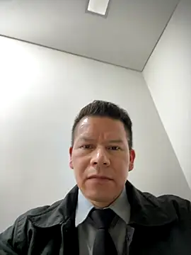 Manu0586 online show from 10/04/25, 04:47