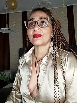 Cailinmilf online show from 10/11/25, 09:43