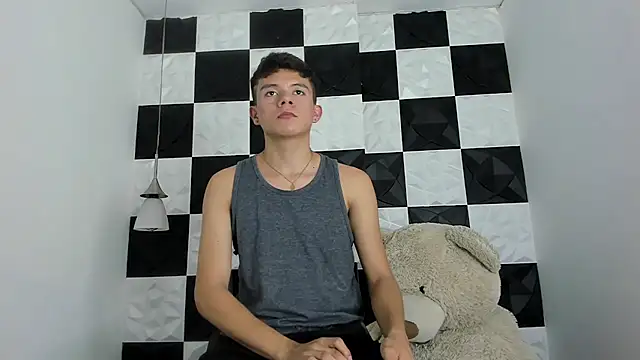 AndyFame1 online show from 11/04/25, 06:55