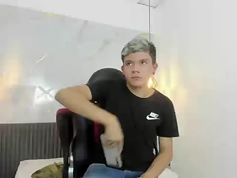 AndyFame1 online show from 02/17/26, 06:16