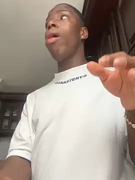 CharlesBrown  online show from 10/03/25, 02:18