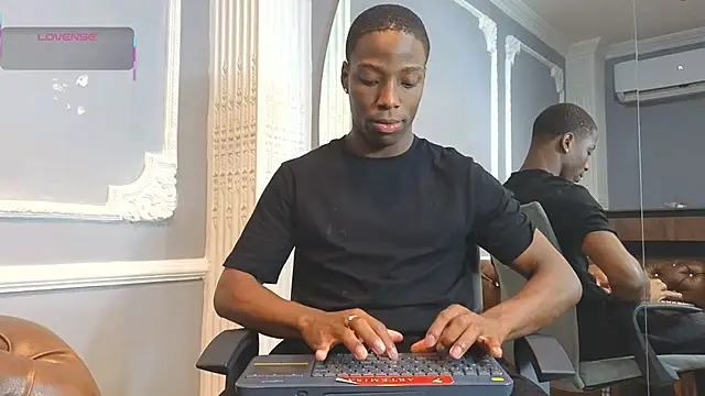 CharlesBrown  online show from 12/20/25, 01:58