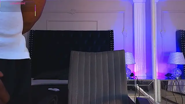 CharlesBrown  online show from 04/09/26, 02:34