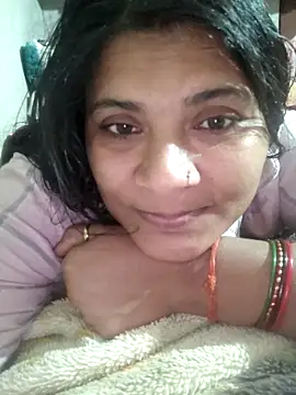 couple 71 online show from 02/11/26, 06:57