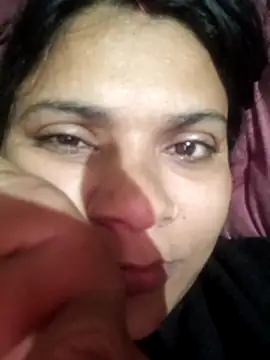 couple 71 online show from 11/28/25, 08:31