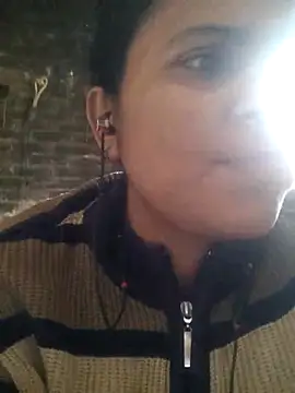 couple 71 online show from 12/22/25, 05:40