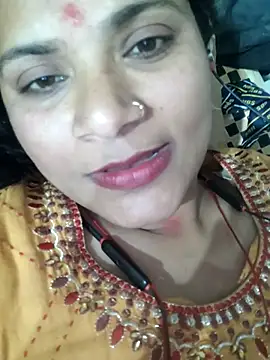 couple 71 online show from 03/18/26, 08:39