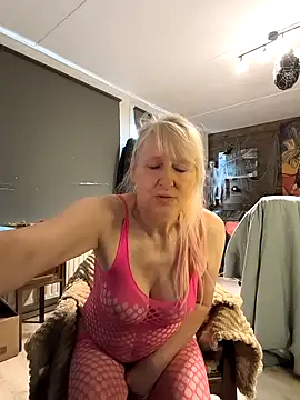 SexyKato001 online show from 11/18/25, 11:24