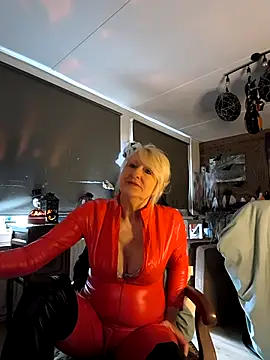 SexyKato001 online show from 10/28/25, 09:08