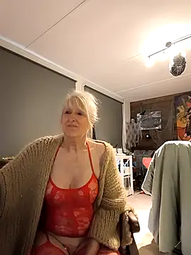 SexyKato001 online show from 11/19/25, 08:36