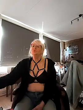 SexyKato001 online show from 11/06/25, 12:42