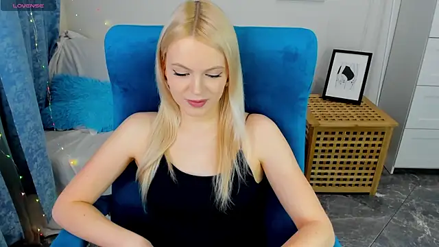 KatherineePierce online show from 07/10/26, 04:51
