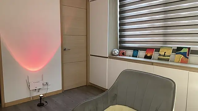 sweettaaron01 online show from 11/14/25, 06:11