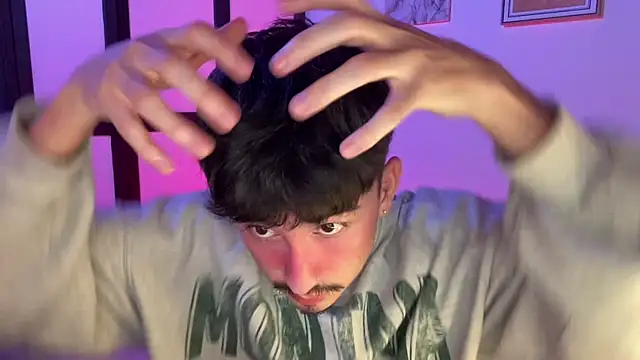 sweettaaron01 online show from 01/10/26, 03:57