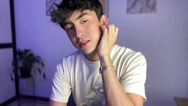sweettaaron01 online show from 05/10/26, 12:14