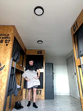 Snapshot of Haustin202 chatting on 09/24/25, 12:44 Haustin202 online show from 09/24/25, 12:44