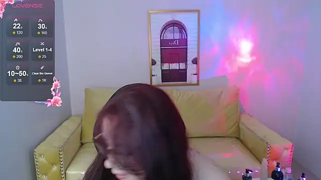 bellatrix ch online show from 09/30/25, 04:24