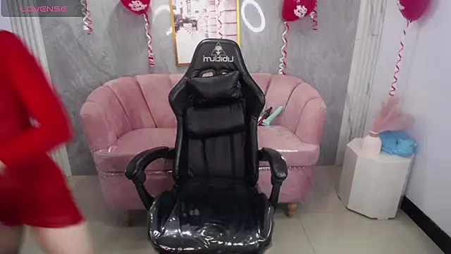 mady0619 ch online show from 02/14/26, 12:27