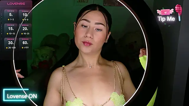 evelyn ch  online show from 11/27/25, 10:59