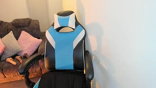 Scarbadgirl  online show from 01/13/26, 04:05