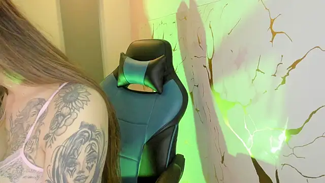 Scarbadgirl  online show from 05/29/26, 03:45