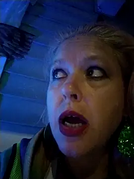 anonymity awaitsxh online show from 09/28/25, 03:57