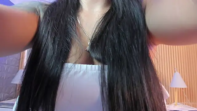 Snapshot of freyja_sweet_ chatting on 09/19/25, 01:59 freyja sweet  online show from 09/19/25, 01:59