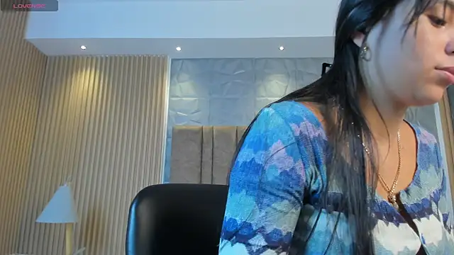 Snapshot of freyja_sweet_ chatting on 09/09/25, 10:57 freyja sweet  online show from 09/09/25, 10:57