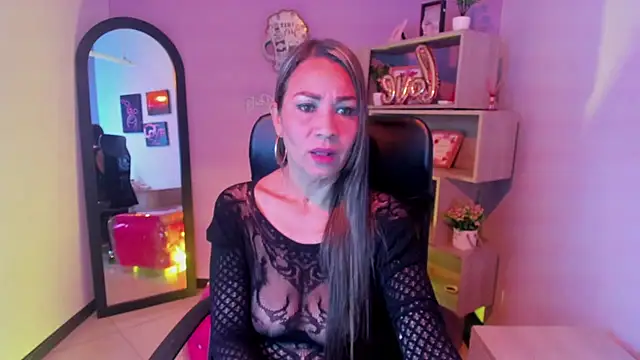 Snapshot of Stefy_Zea chatting on 12/03/25, 05:01 Stefy Zea online show from 12/03/25, 05:01