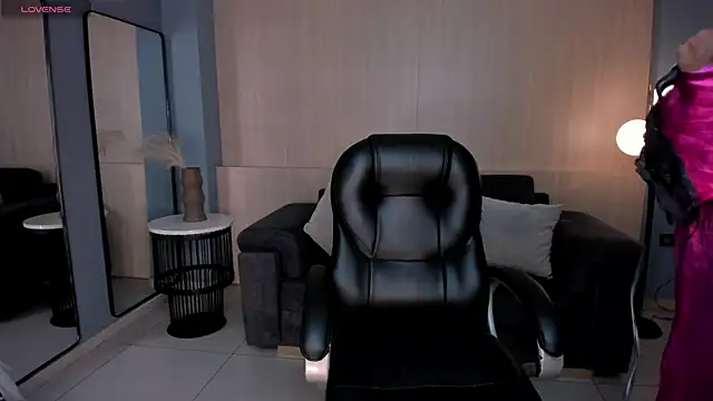 SarahYates online show from 03/29/26, 11:28