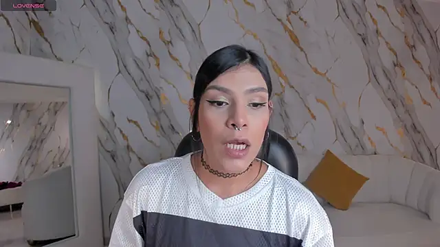 SarahYates online show from 05/14/26, 04:09