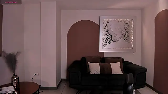 SarahYates online show from 03/11/26, 04:06