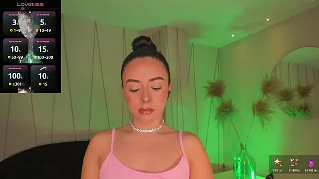 IsabellaMoreau online show from 03/08/26, 06:11