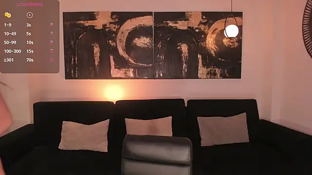 IsabellaMoreau online show from 01/11/26, 06:15