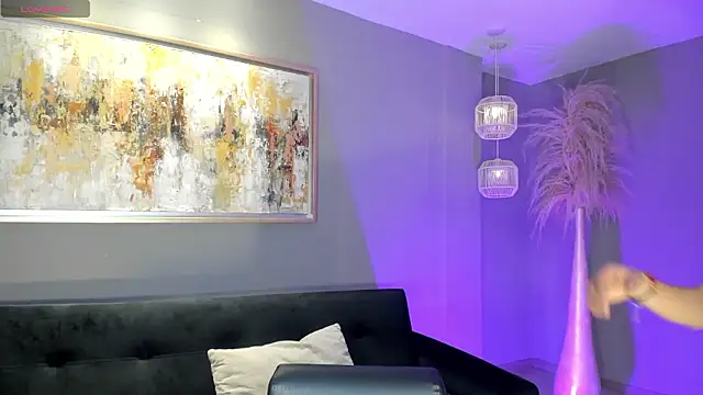 IsabellaMoreau online show from 02/03/26, 08:03