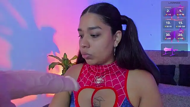 giselle upp online show from 11/09/25, 07:40