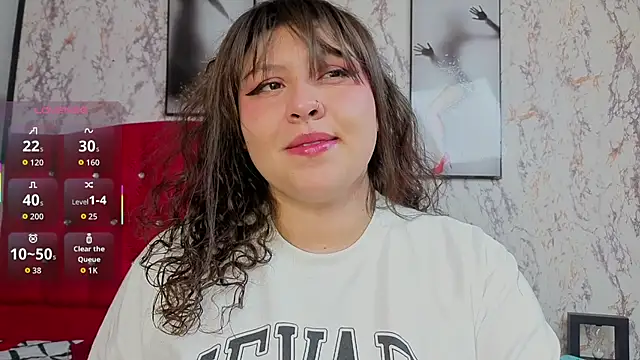 Larissa Antonella online show from 11/21/25, 03:38