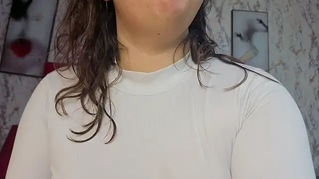 Larissa Antonella online show from 05/06/26, 03:43