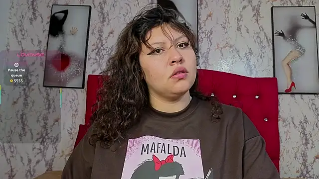 Larissa Antonella online show from 11/15/25, 03:43