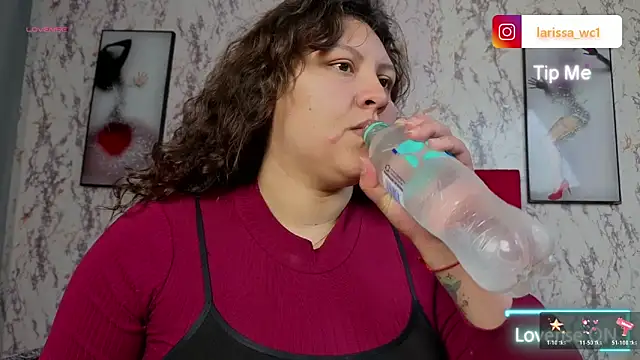 Larissa Antonella online show from 12/17/25, 04:06