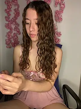 Snapshot of -rosi chatting on 06/03/26, 01:17 -rosi online show from 06/03/26, 01:17