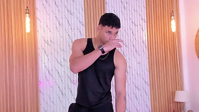 thomas walker0 online show from 10/15/25, 12:13