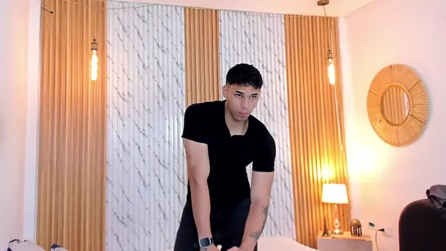 thomas walker0 online show from 10/05/25, 11:34