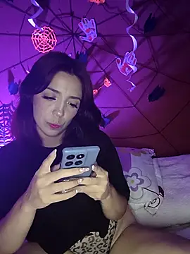 summi10 online show from 10/31/25, 11:00