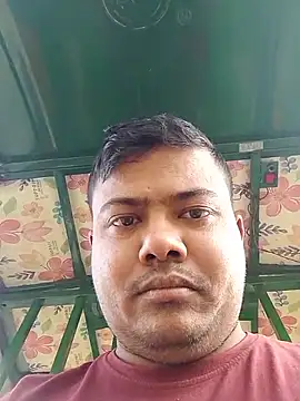 CatchingBouquet online show from 11/25/25, 08:25