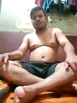 CatchingBouquet online show from 10/04/25, 04:30