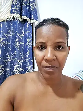 Snapshot of VikysDavis chatting on 10/07/25, 03:29 VikysDavis online show from 10/07/25, 03:29